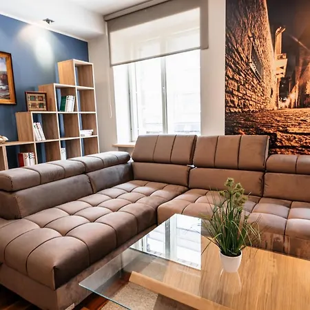 Apartment Airhome - Golden Fish