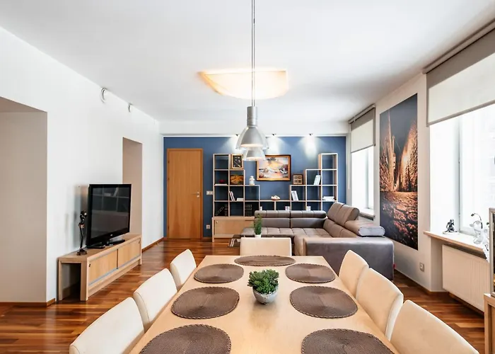 Airhome - Golden Fish Appartement *