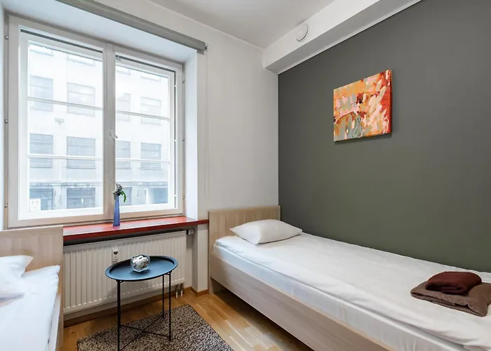 Airhome - Golden Fish * タリン